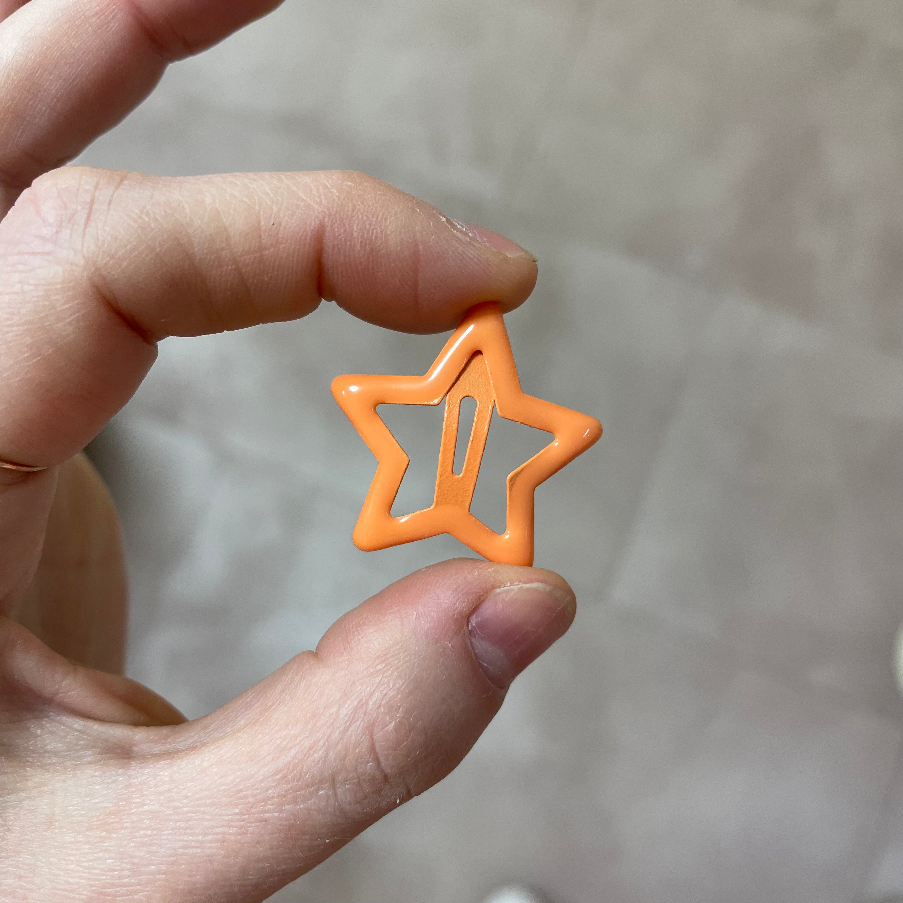 Barrette en forme d'étoile