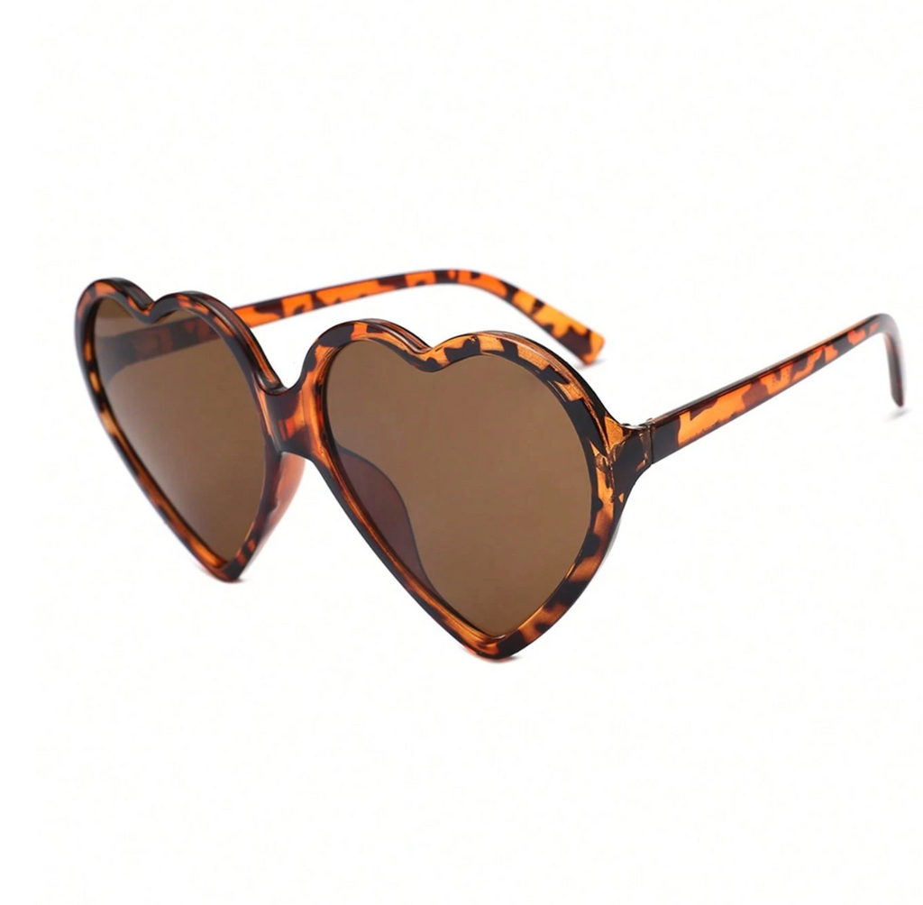 Lunette de soleil en forme de coeur