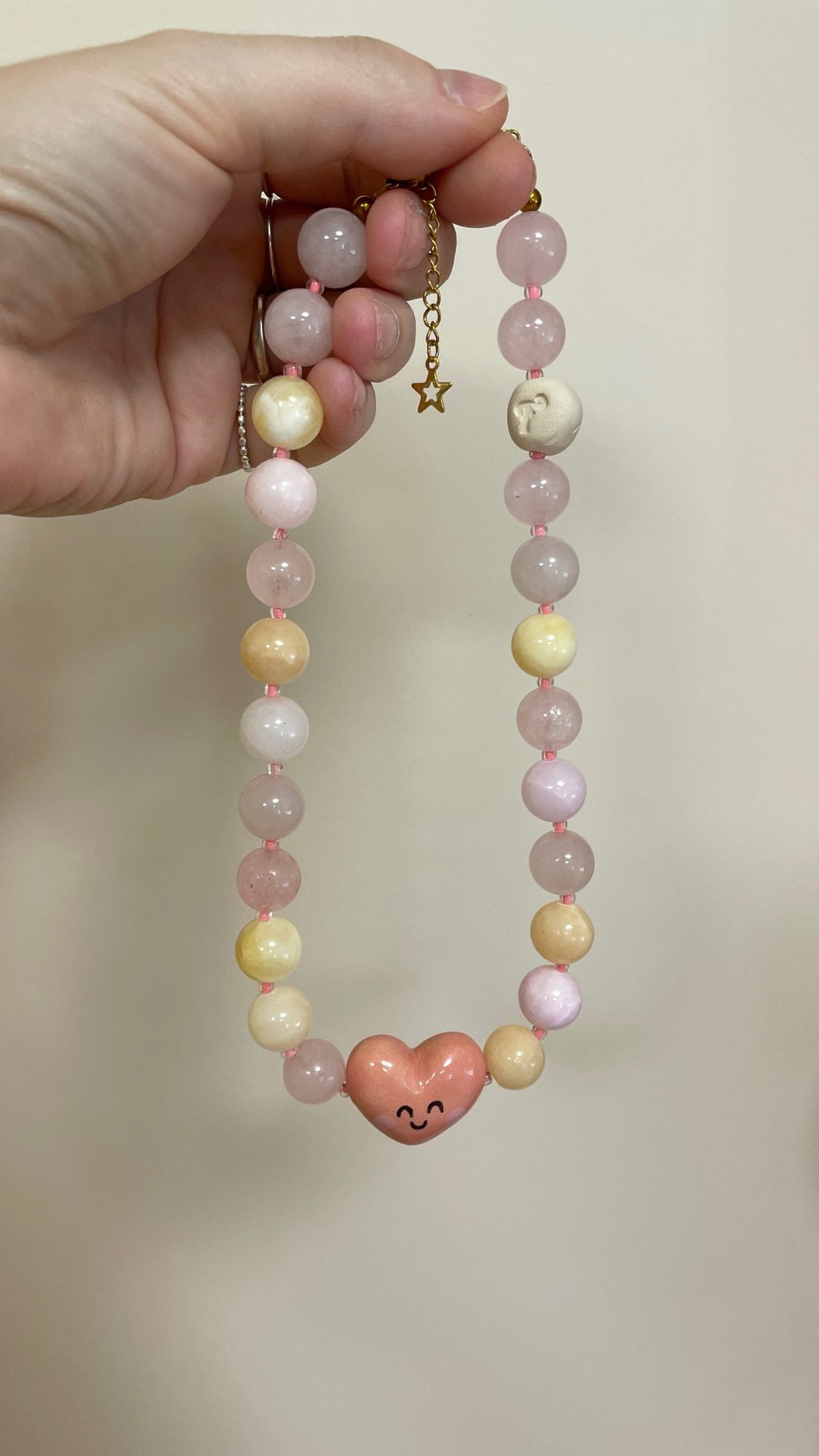 Collier en perles FARFELUE x MIMIBAZAR - Farfelue