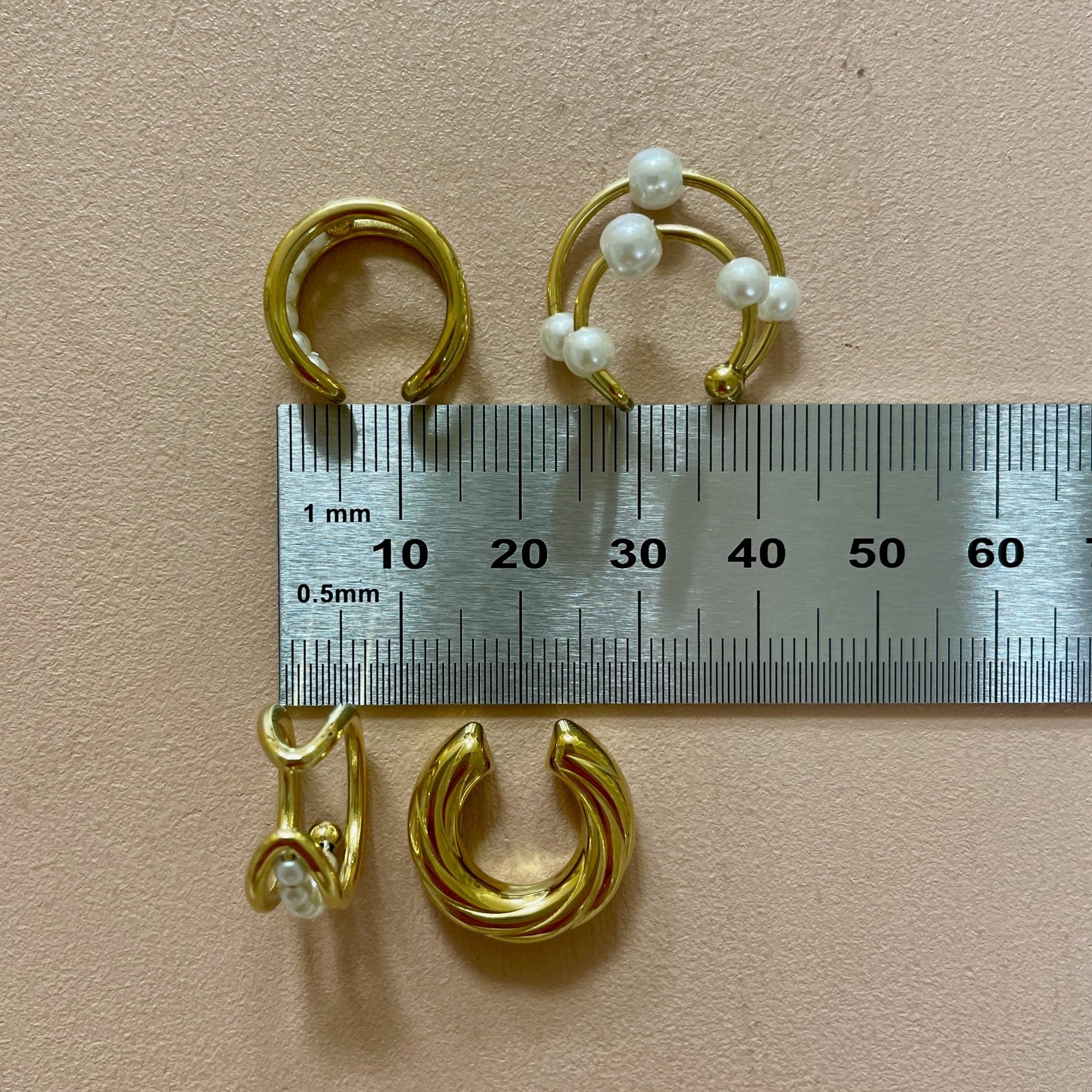 Earcuff / Bague d'oreille en acier inoxydable - Farfelue