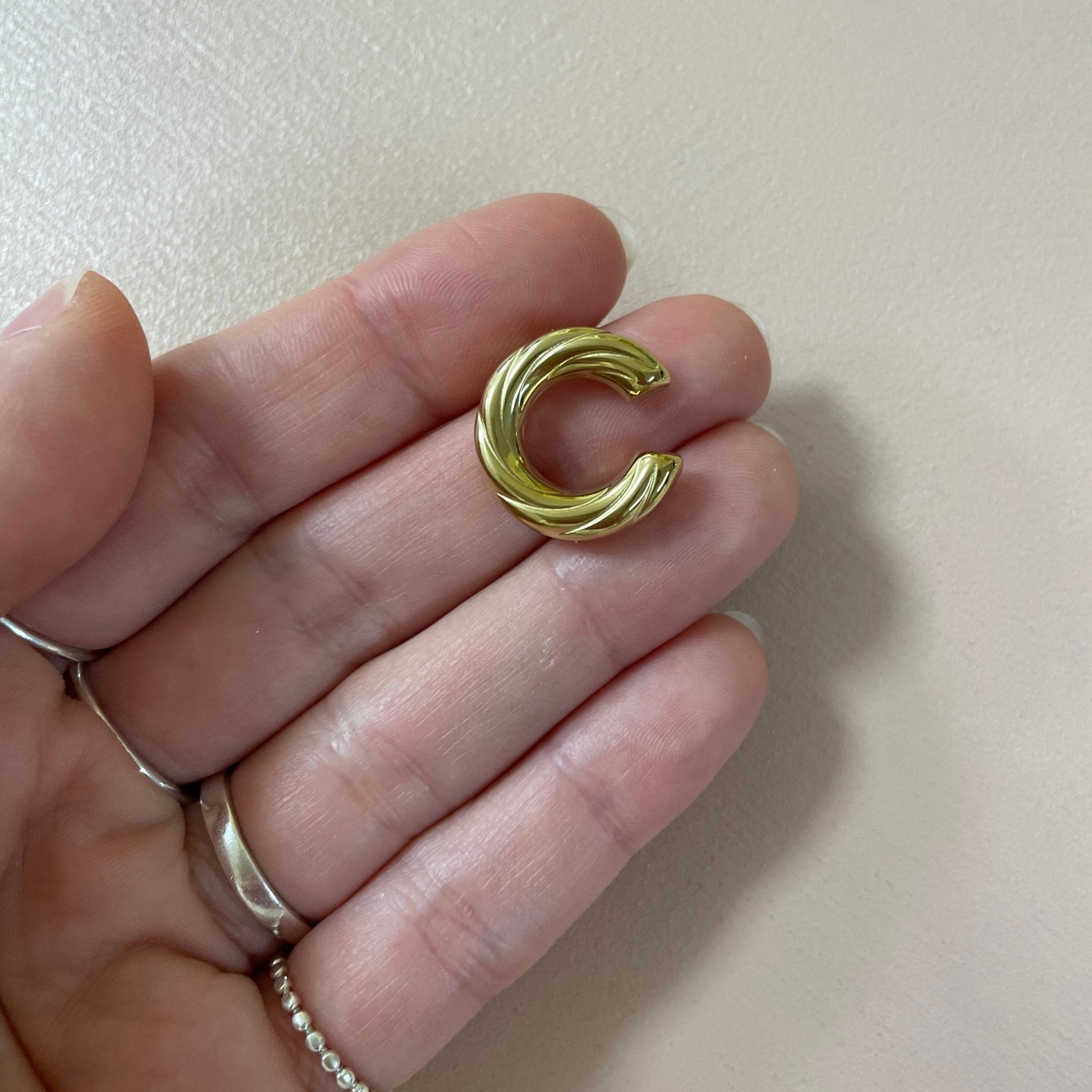 Earcuff / Bague d'oreille en acier inoxydable - Farfelue