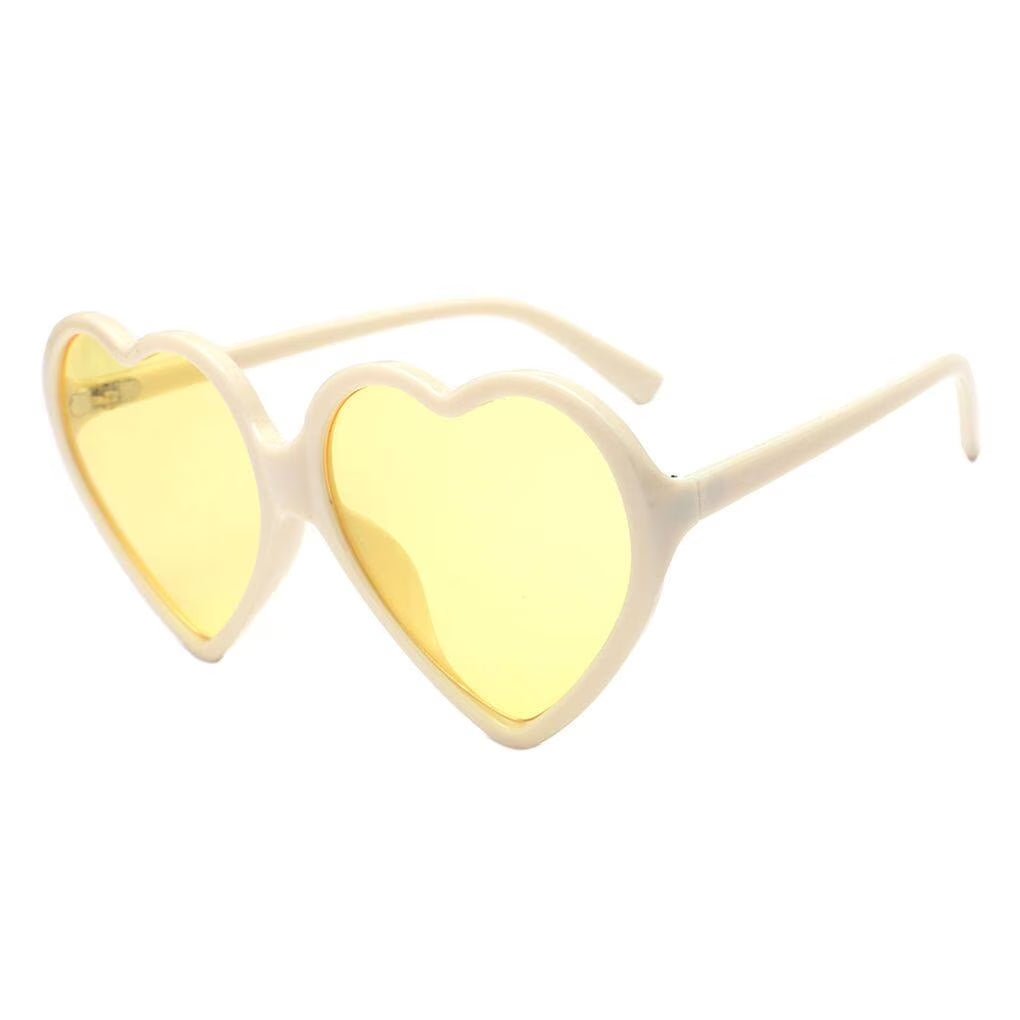 Lunette de soleil en forme de coeur - Farfelue